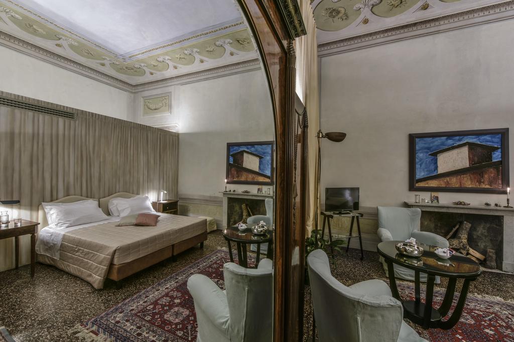Torre Dei Lari Residenza D'Epoca Bed & Breakfast Florence Luaran gambar