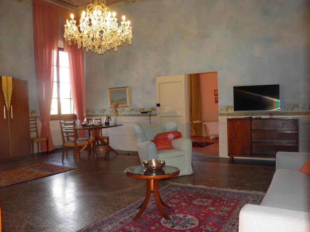 Torre Dei Lari Residenza D'Epoca Bed & Breakfast Florence Luaran gambar